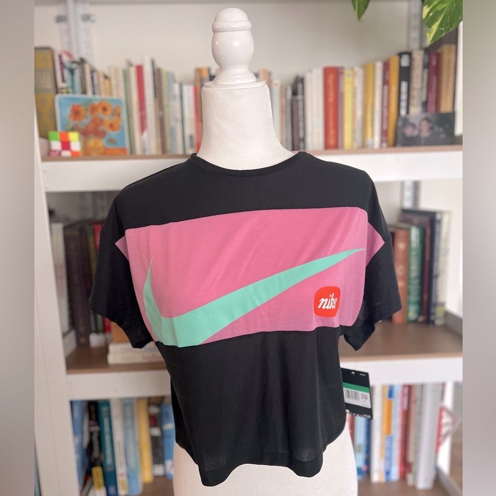 Nike Girl’s Training Workout Shirt XL Black Pink Green NWT